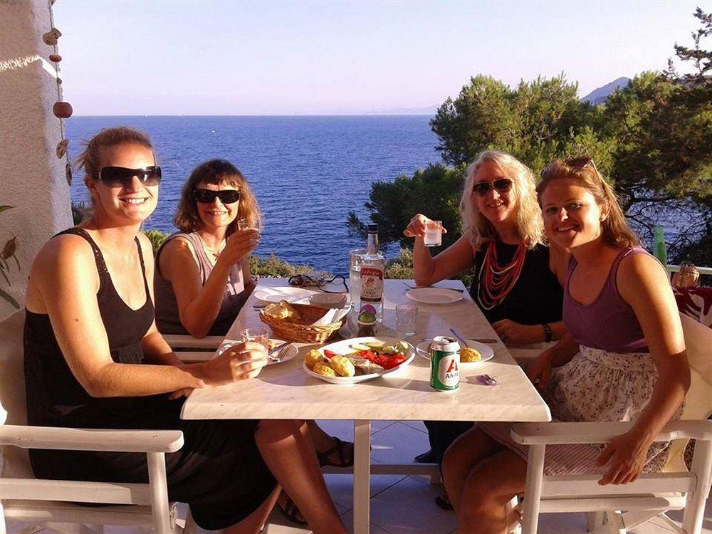 Kavos Bay Seafront Hotel Agia Marina  Экстерьер фото